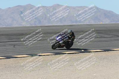 media/Oct-13-2025-Moto Forza (Mon) [[a66d839500]]/4-C Group/Session 2 (Bowl)/